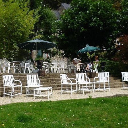 Logis Hotel Du Chateau Combourg Eksteriør bilde